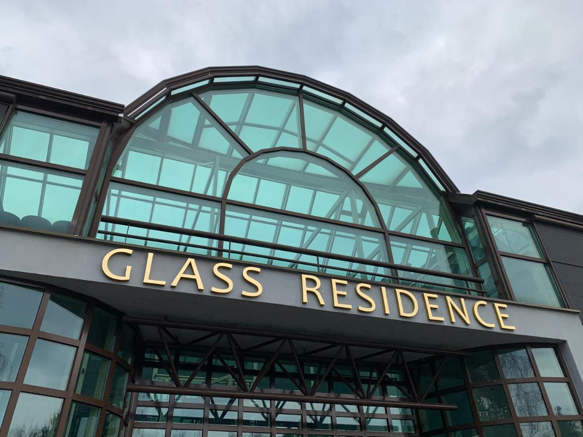 Glass Residence Отвоцк Экстерьер фото